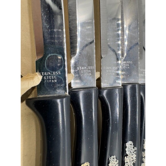 Vintage Steak Knives Set of 6 Black Scroll Crown Handles Stainless Japan - Picture 6 of 7